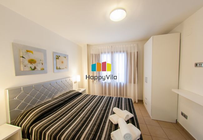 Apartamento en Villajoyosa - DUPLEX - PLANTA BAJA 1 HABITACIÓN VISTAS A CALLE Apartamento en Villajoyosa - DUPLEX - PLANTA BAJA 1 HABITACIÓN VISTAS A CALLE