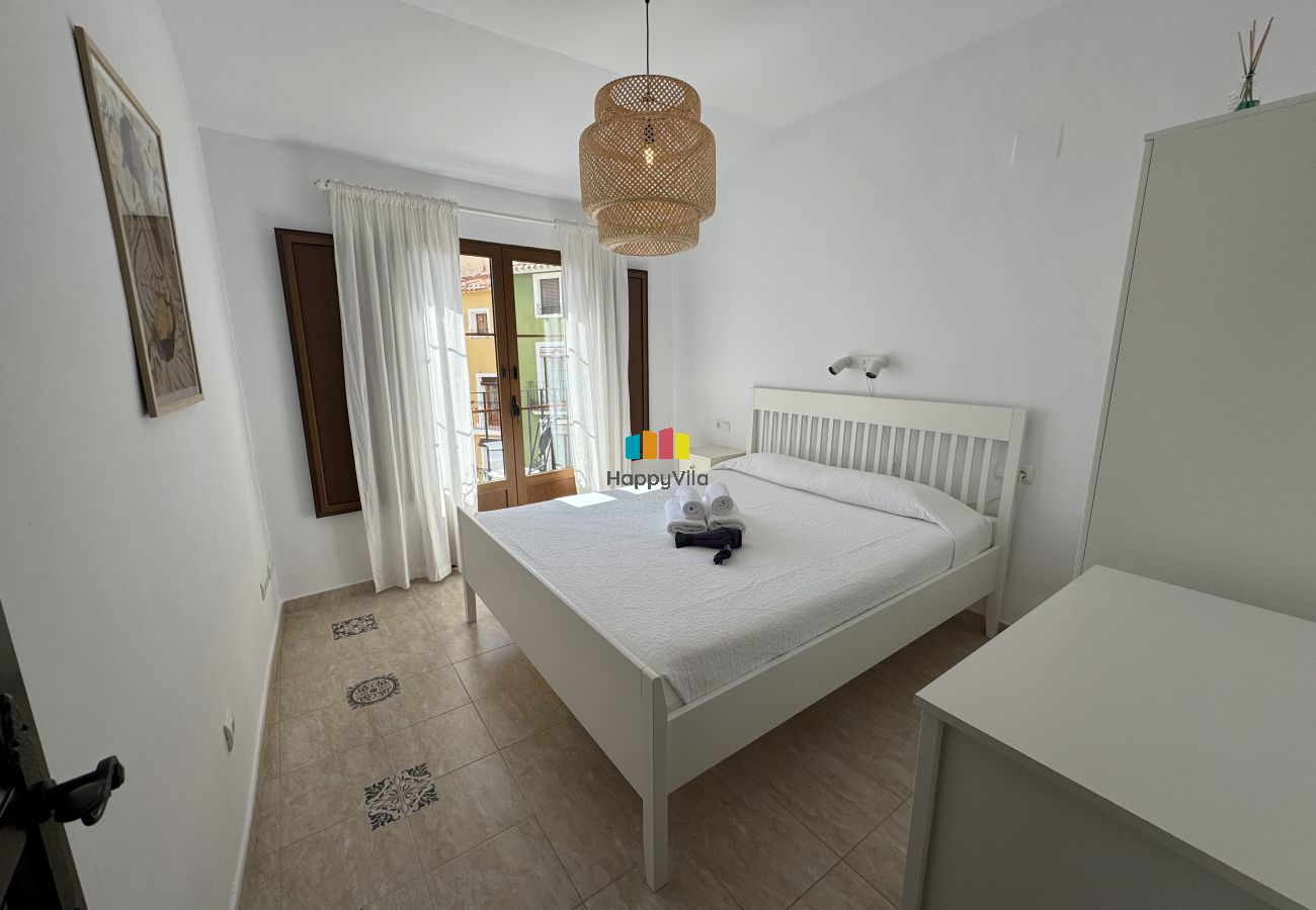 Apartamento en Villajoyosa - PLAZA IGLESIA - APARTAMENTO CON TERRAZA