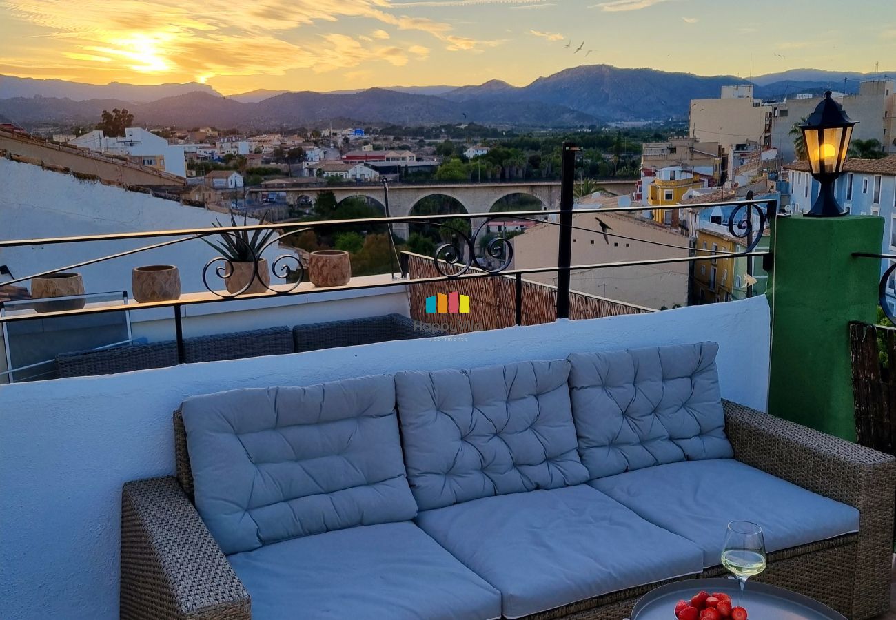 Apartamento en Villajoyosa - PLAZA IGLESIA - APARTAMENTO CON TERRAZA