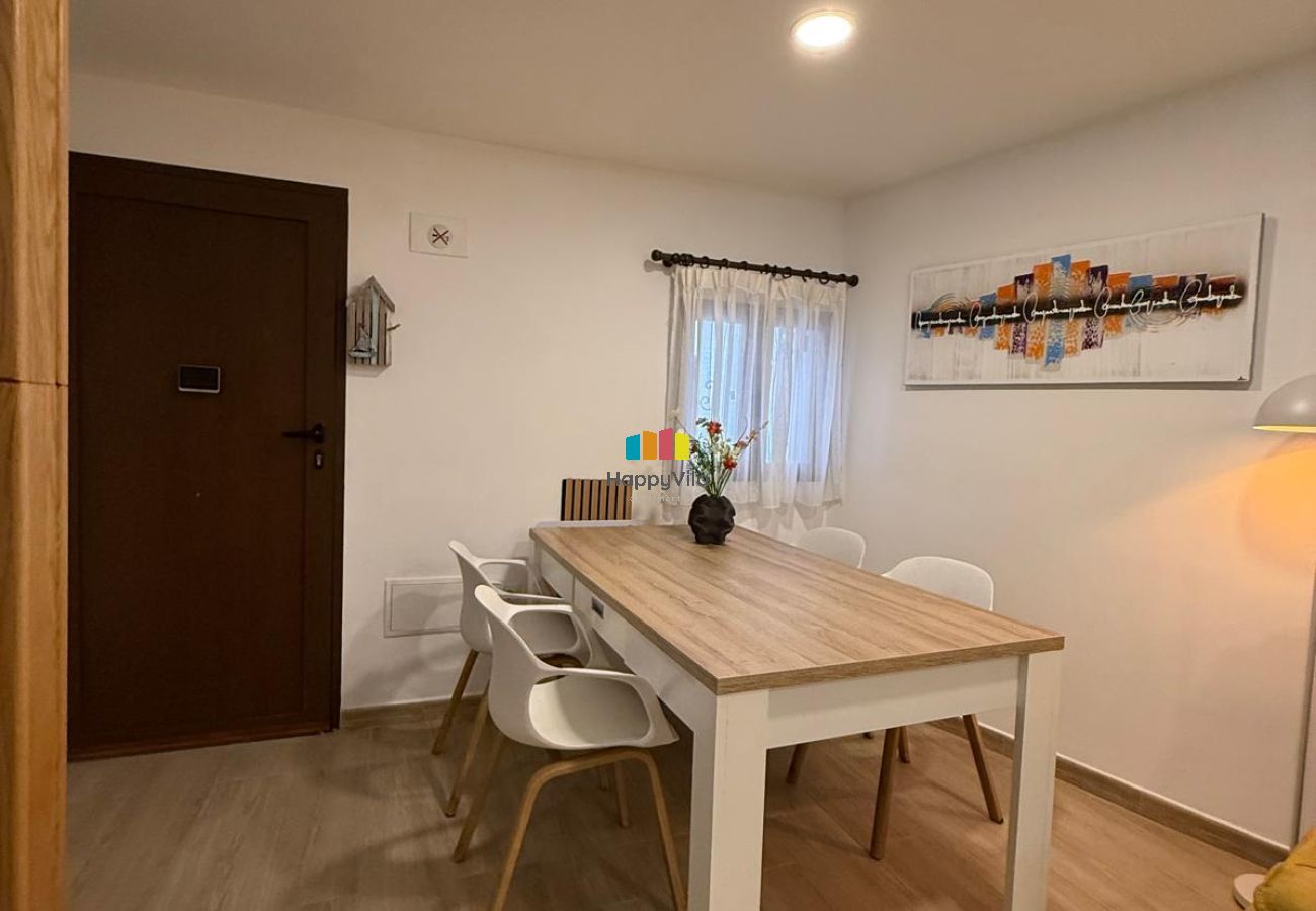 Apartamento en Villajoyosa - CASA AMARILLA