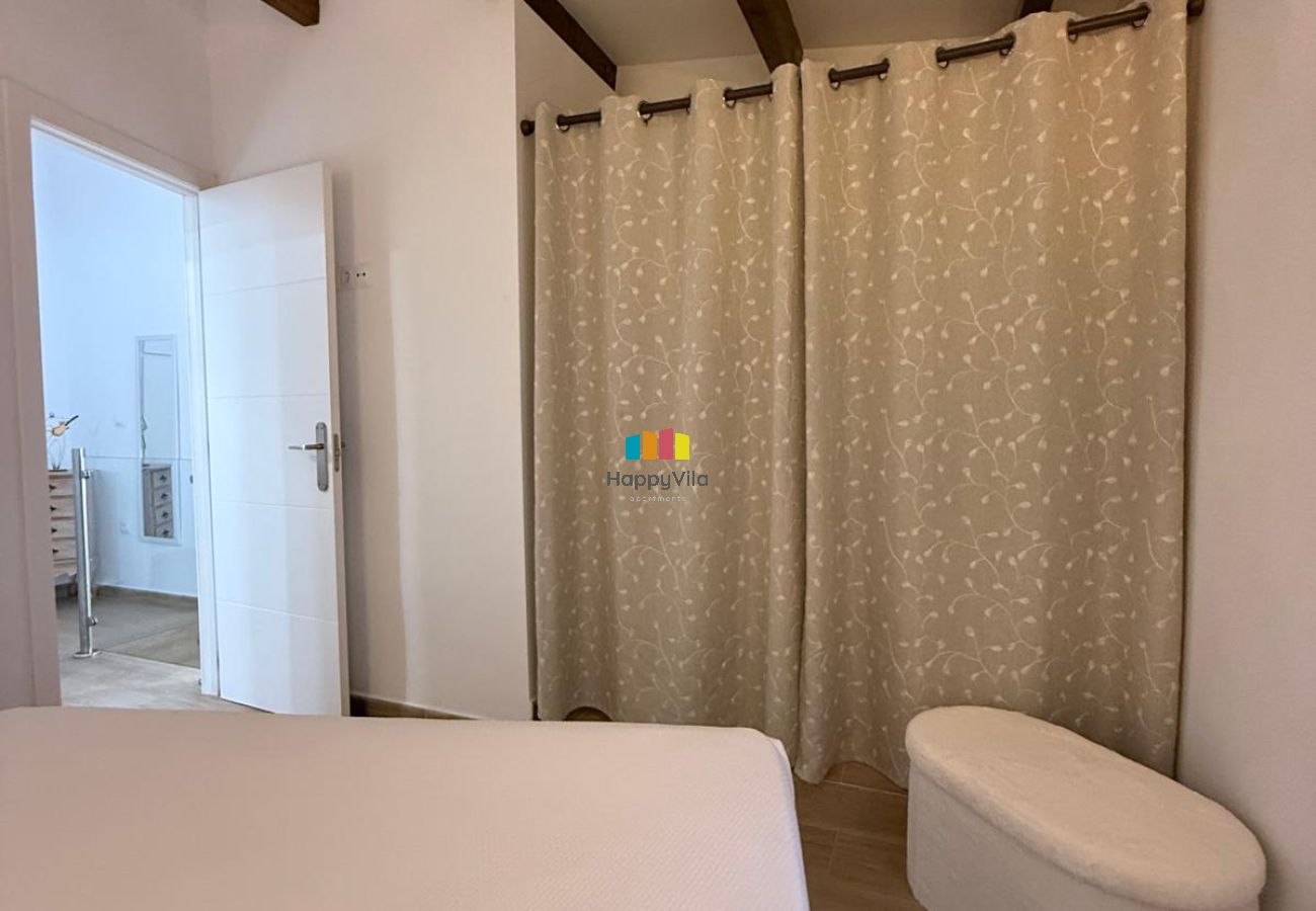 Apartamento en Villajoyosa - CASA AMARILLA