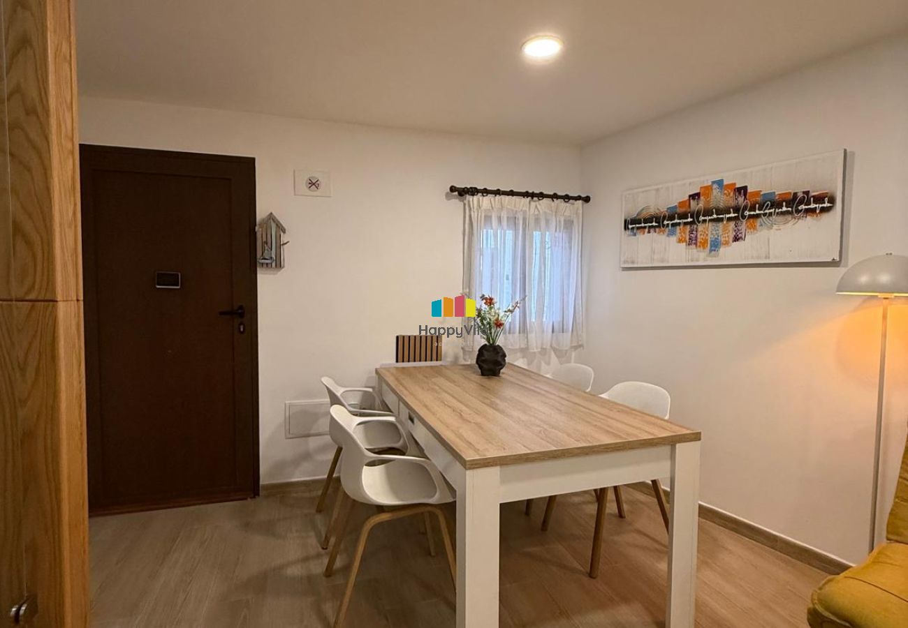 Apartamento en Villajoyosa - CASA AMARILLA