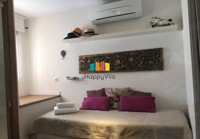 Apartment in Villajoyosa - BEACH  PENTHOUSE - DUPLEX 2 HAB. CON VISTA AL MAR Apartment in Villajoyosa - BEACH  PENTHOUSE - DUPLEX 2 HAB. CON VISTA AL MAR