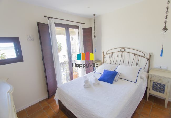 Apartment in Villajoyosa - BEACH  PENTHOUSE - DUPLEX 2 HAB. CON VISTA AL MAR Apartment in Villajoyosa - BEACH  PENTHOUSE - DUPLEX 2 HAB. CON VISTA AL MAR