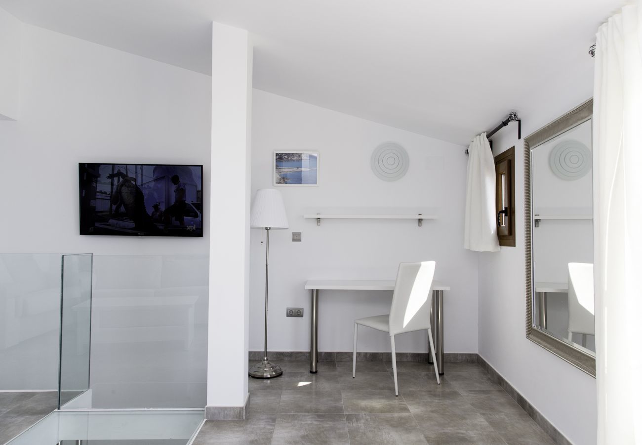 Apartment in Villajoyosa - SUPER TORRE - 4 LEVEL APARTMENT WITH SEA VIEWS