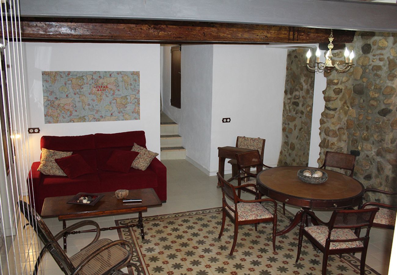 Apartment in Villajoyosa - DUPLEX SUITE - GOUND FLOOR 2 BED. 2 BA. WITH STREET VIEWS