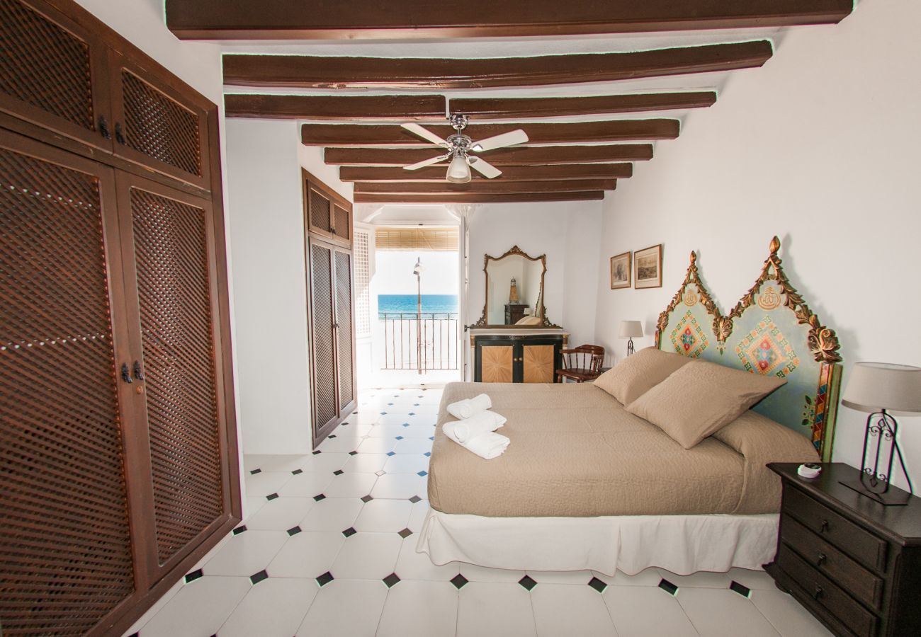 Apartment in Villajoyosa - ARSENAL 1 - 3 BEDROOM WITH TERRACE & SEA VIEWS