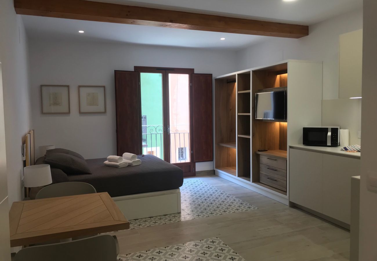 Apartment in Villajoyosa - COSTERA - ESTUDIO VISTAS A CALLE