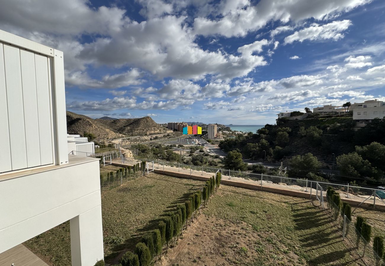 Residence in Villajoyosa - BOL NOU - DUPLEX CON JARDÍN Y PISCINA COMUNITARIA