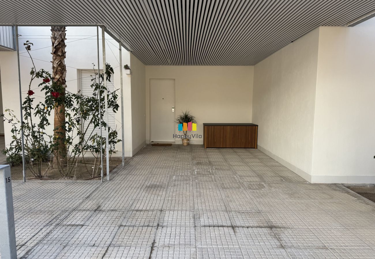 Residence in Villajoyosa - BOL NOU - DUPLEX CON JARDÍN Y PISCINA COMUNITARIA