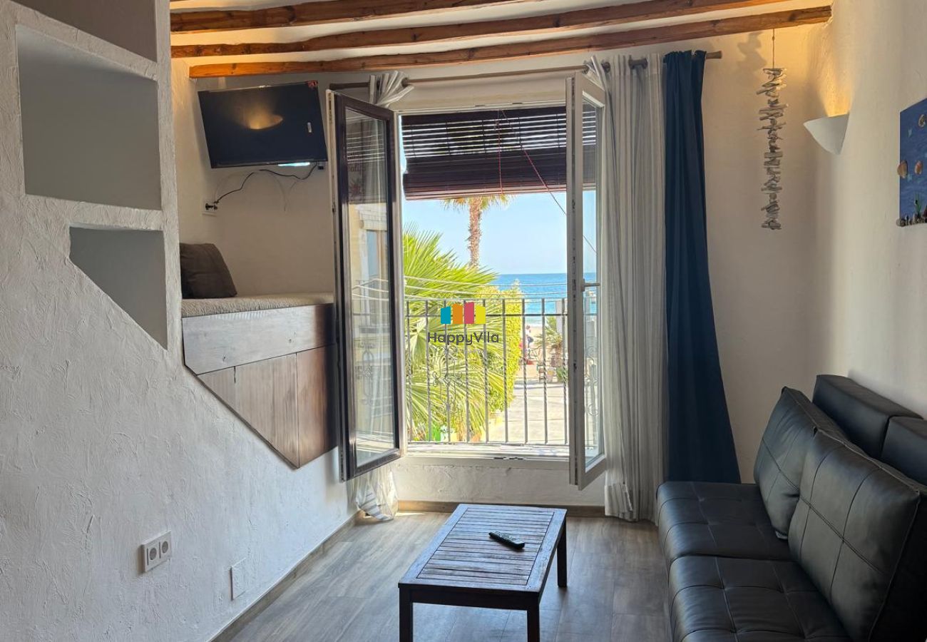 Apartment in Villajoyosa - ESTUDIO ESQUERDO