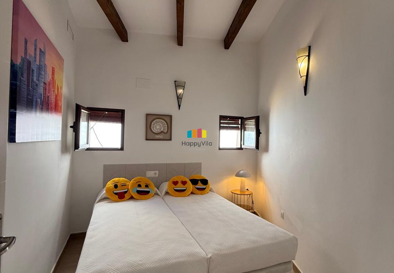 Apartment in Villajoyosa - CASA AMARILLA