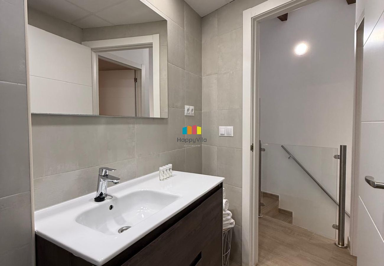 Apartment in Villajoyosa - CASA AMARILLA