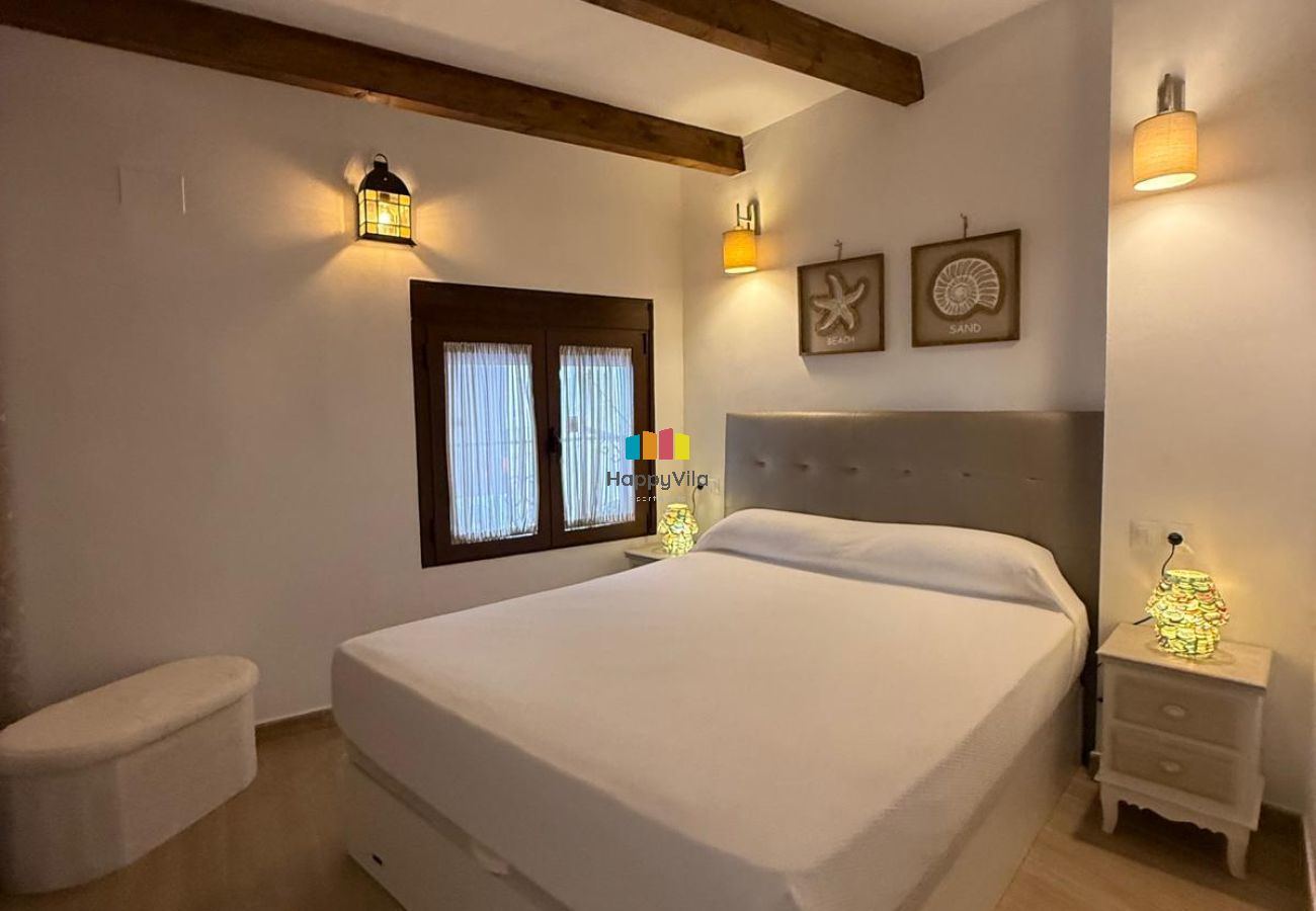 Apartment in Villajoyosa - CASA AMARILLA