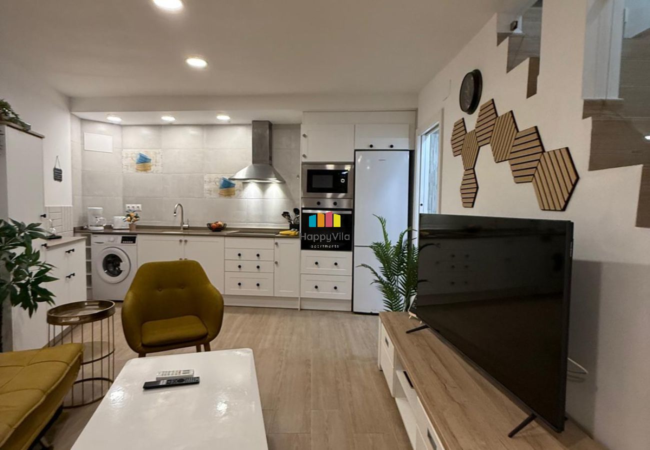 Apartment in Villajoyosa - CASA AMARILLA
